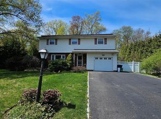 72 Schriever Ln, New City, NY 10956