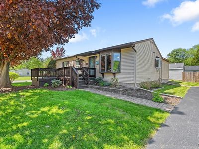 201 Snowdale Dr, Syracuse, NY, 13209