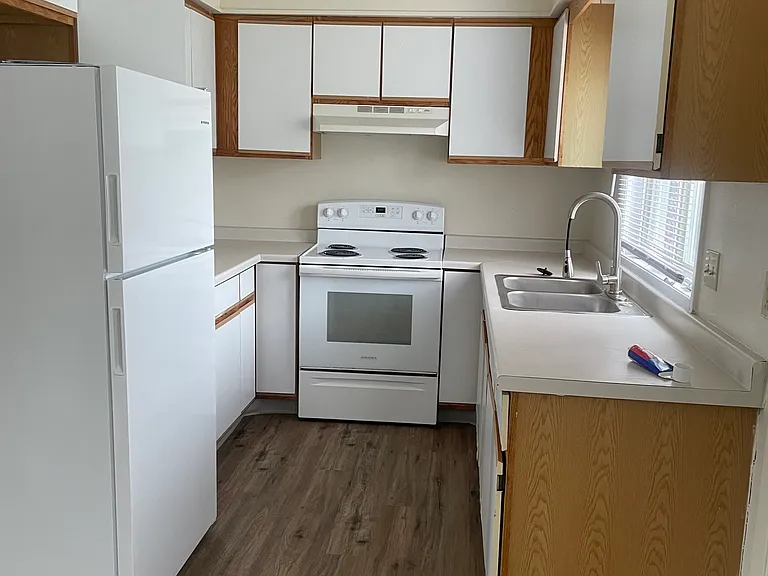 Parker Place — Photo 7