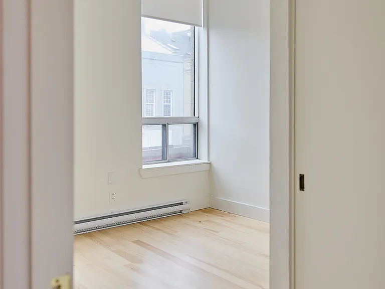 107 Street Paul St #1 — Photo 8