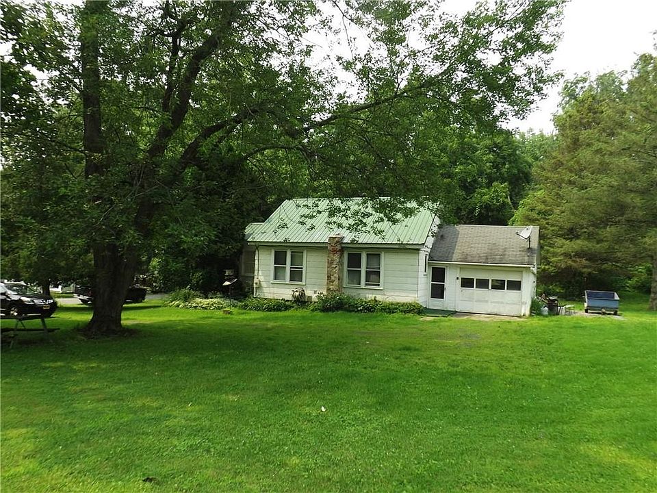 1st image of 3217 E Foster St