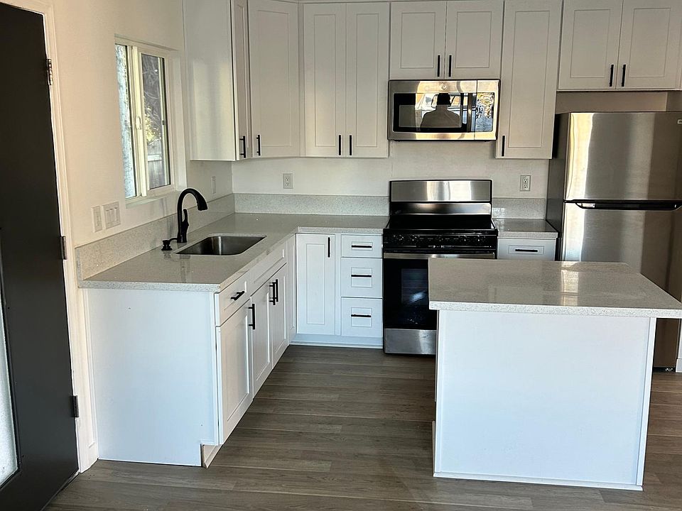 1st image of 7059 Stanford Ave