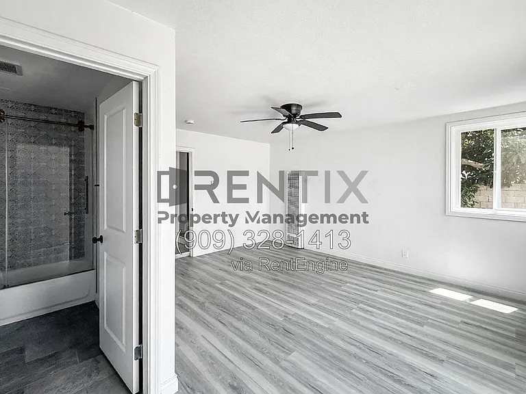 1923 Junipero Ave — Photo 3