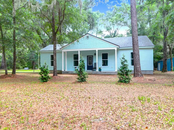 5233 Maybank Hwy, Wadmalaw Island, SC 29487