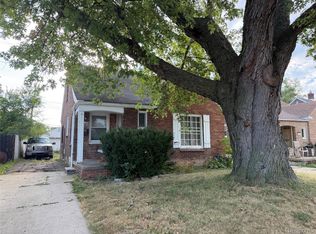 8674 Grandville Ave, Detroit, MI 48228