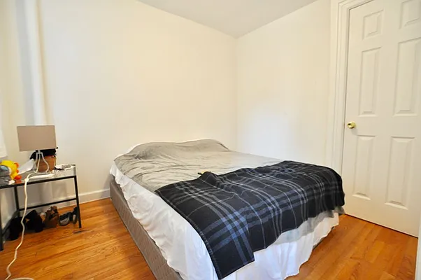 Rented by REAL New York | media 11