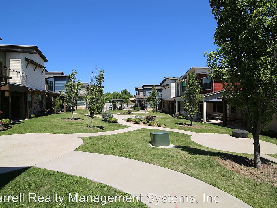 1st image of 400 Bosque Blvd Unit 404
