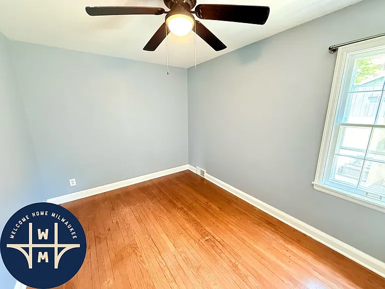 10431 W Hillside Ave — Photo 11
