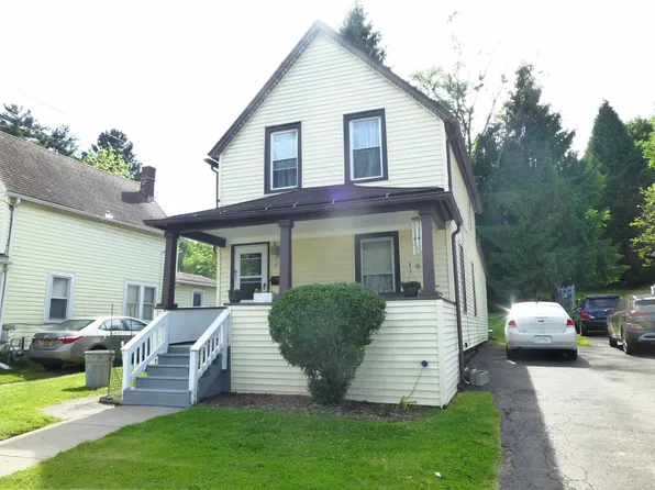 21 Robble Ave, Endicott, NY 13760