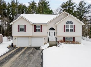 41 Bowdoin Drive, Brewer, ME 04412