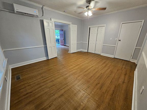 2nd image of 1125 Eager St #1125