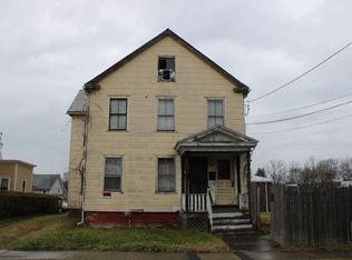 123 Wells St, Greenfield, MA 01301