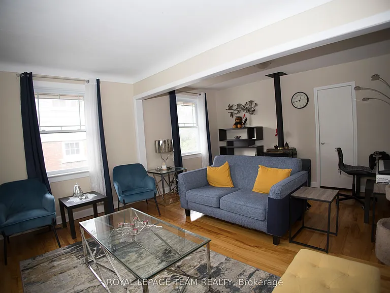 1339 Kilborn Ave — Photo 14