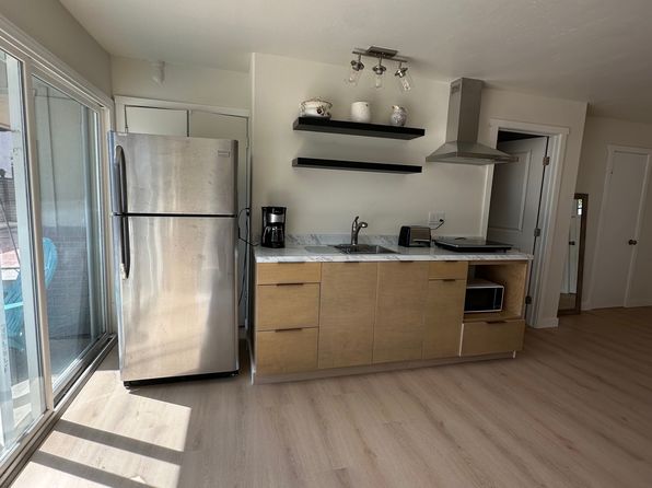 1300 Oak Ave #3