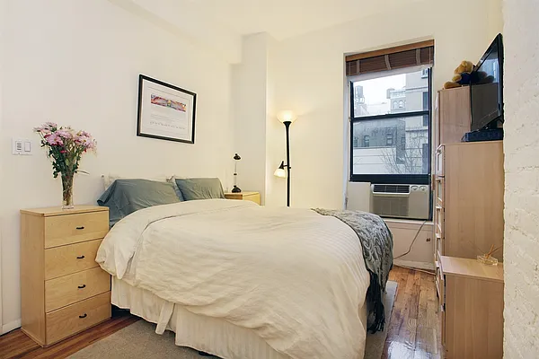 Sold by Corcoran | media 4