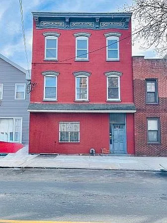 566 Palisade Ave Photo 1