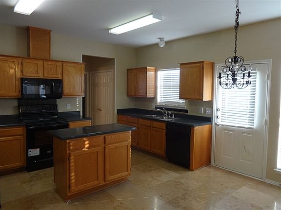 5th image of 8405 Rain Forest Ln