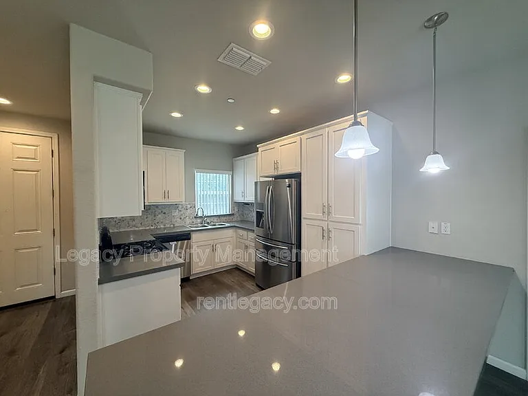 4426 Dry Creek Rd — Photo 8