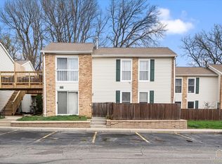 1976 Kenilworth Cir APT E, Hoffman Estates, IL 60169