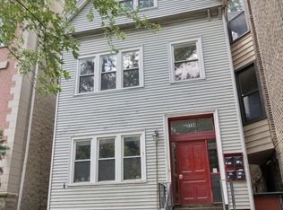 3334 N Sheffield Ave #3, Chicago, IL 60657