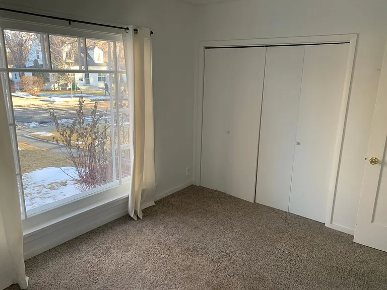 2208 Pine St — Photo 11