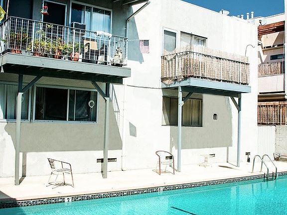 4th image of 4760 Kester Ave APT 25