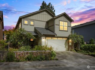 230 NW Holly St, Issaquah, WA 98027