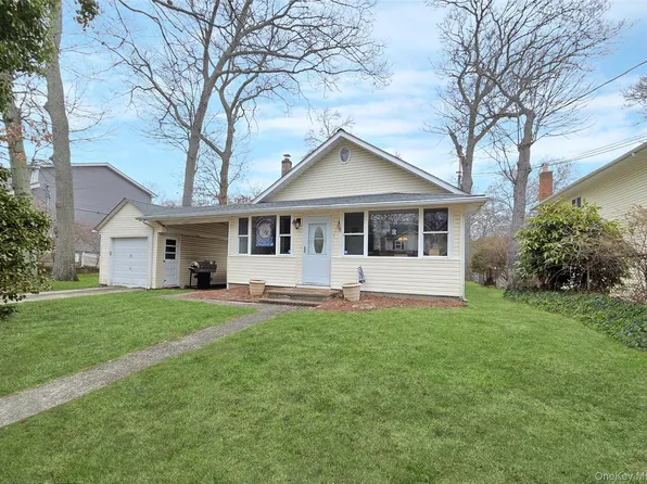 473 Michigan Street, Ronkonkoma, NY 11779