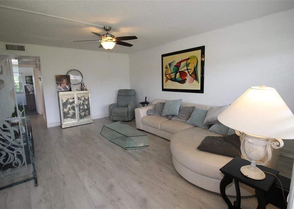 1st image of 435 Mansfield K #435