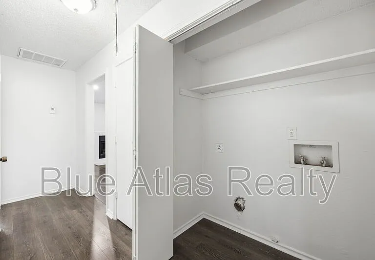 916 Hilltop Dr #A — Photo 7