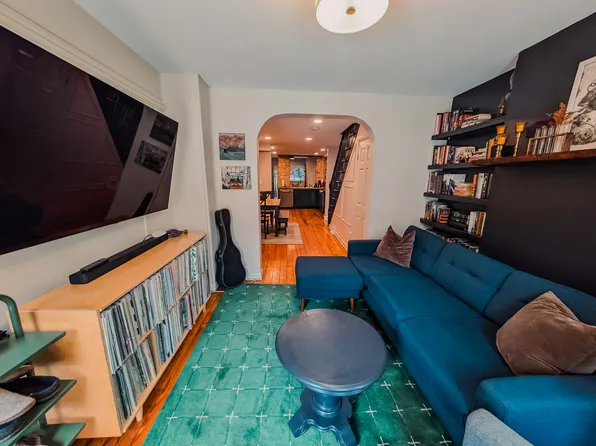 404 Folsom St, Baltimore, MD 21230