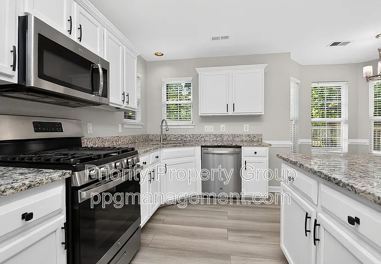 6424 Spanish Moss Ln — Photo 4