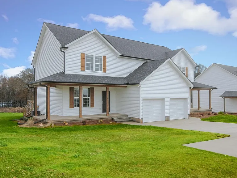 1076 Startown Rd — Photo 2