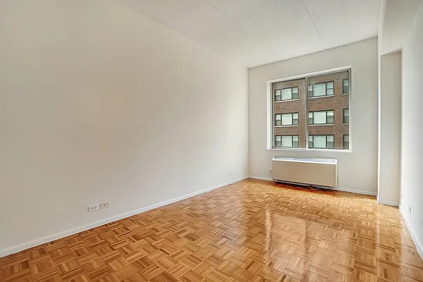 Rented by Compass | media 20