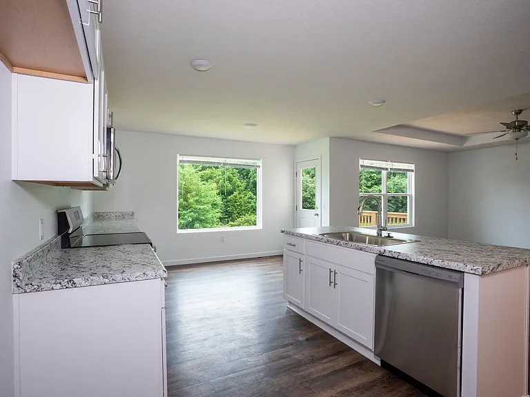 2120 Durango Dr — Photo 3