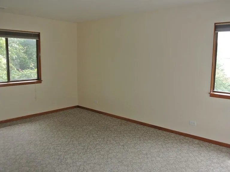 271 Middlebury Ct #D2 — Photo 5