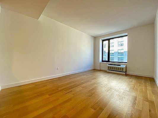 3rd image of 409 Eastern Pkwy #2066