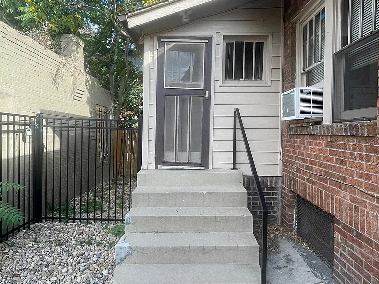 729 W 9th Ave — Photo 9