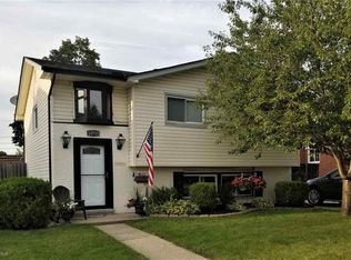15715 Dugan St, Roseville, MI