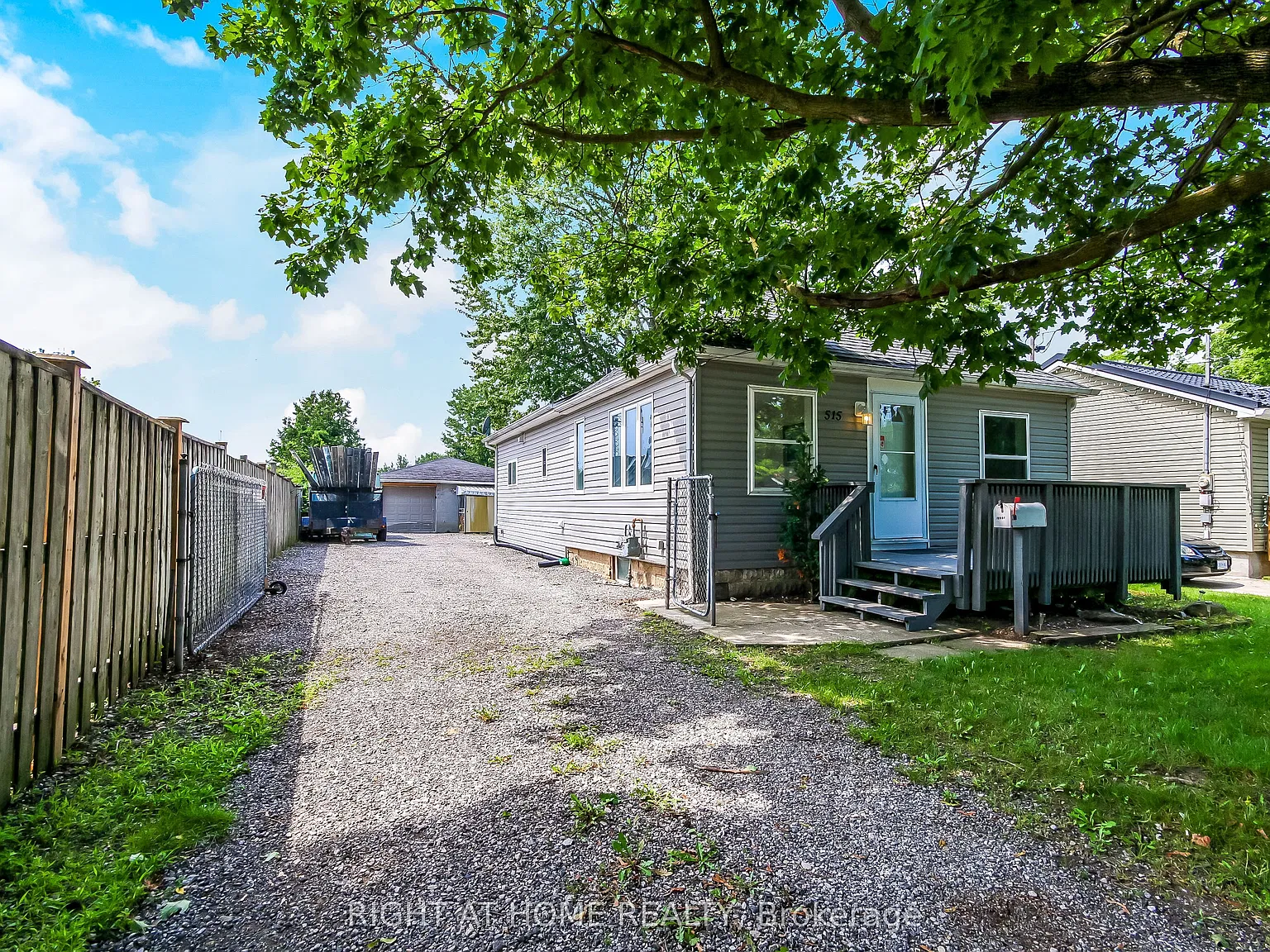 3 bed, $2,395 — Photo 1