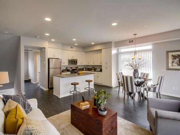 392 Sycamore Rd #4