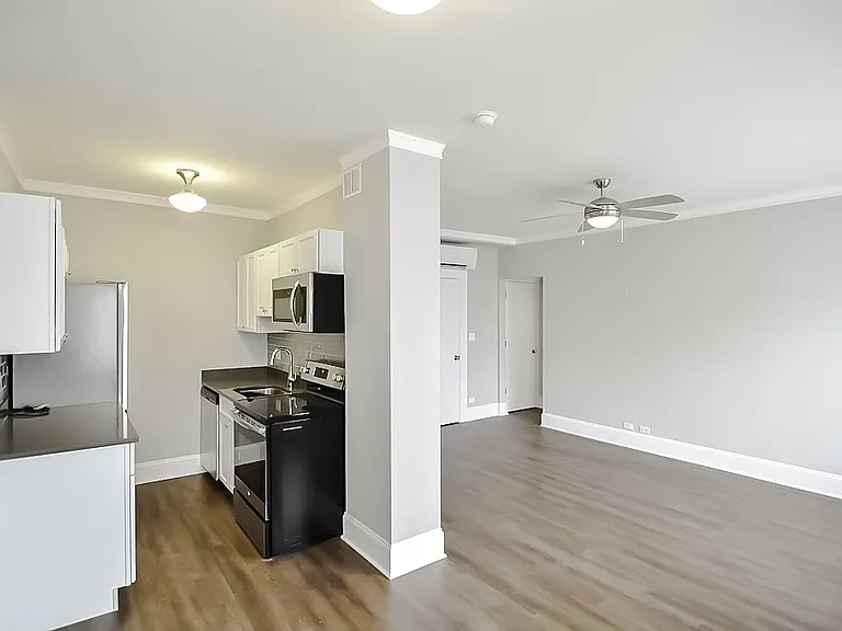 817 W Lakeside Pl #116 — Photo 7