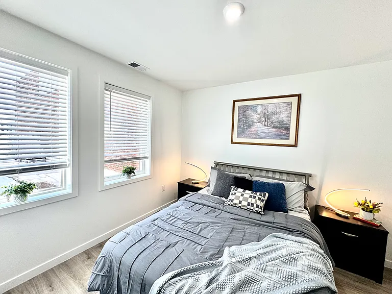 915 N Broad St #304 — Photo 14