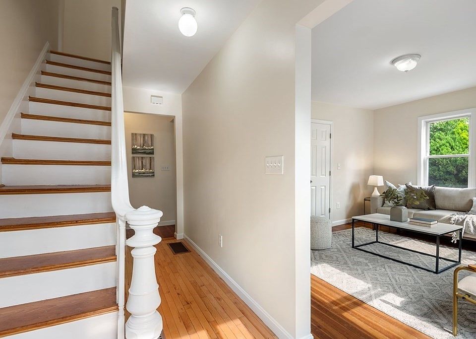 1618 Lynde St, Melrose, MA 02176 Zillow
