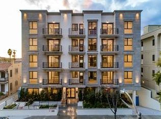 907 S Le Doux Rd #503, Los Angeles, CA 90035