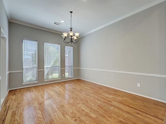 5th image of 22418 Bristolwood Ct