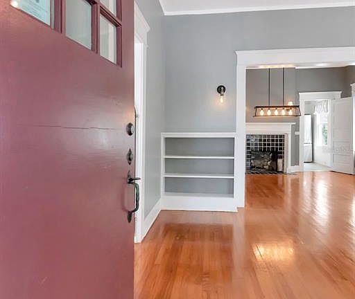 4th image of 1012 S Rome Ave