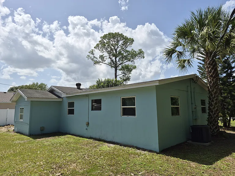 7303 Roberts Rd — Photo 4