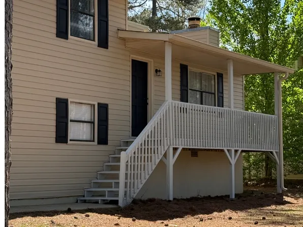 4130 N Quail Dr, Douglasville, GA 30135