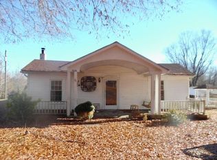 1028 Weatherford Loop Rd, Halifax, VA 24558